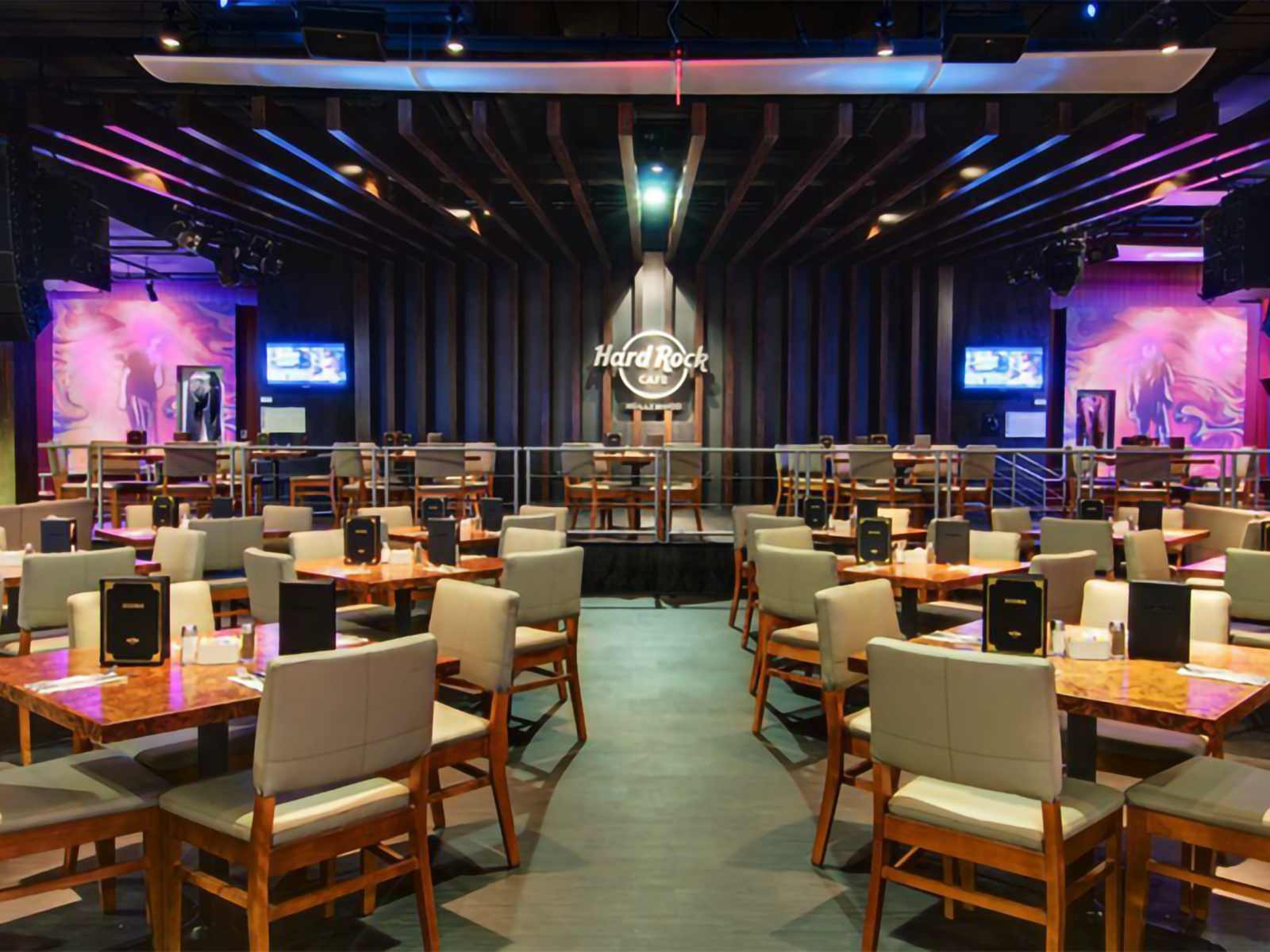 HARD ROCK CAFE