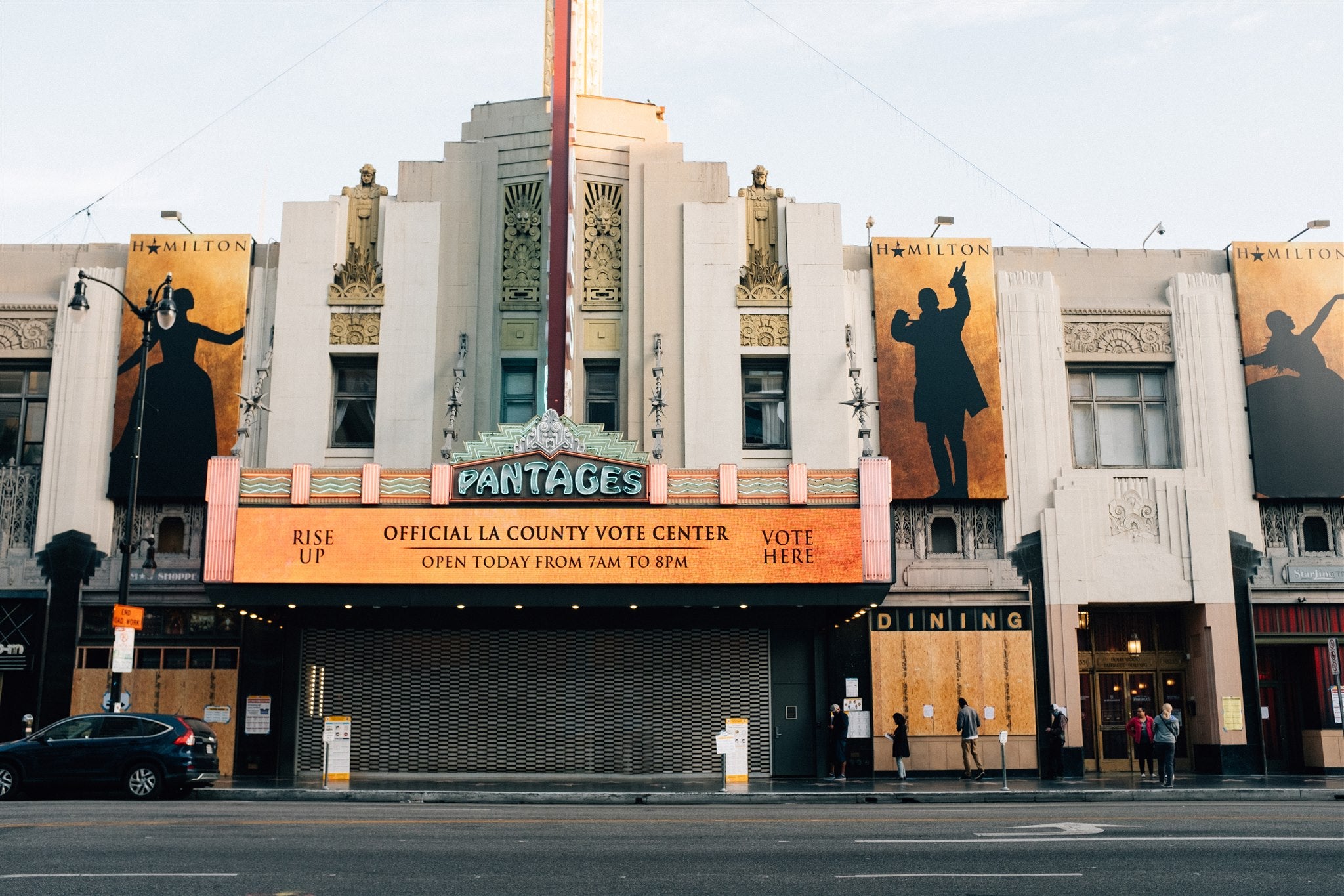 PANTAGESTHEATRE__2020ELECTIONDAY_VOTINGCENTER_110320_002.jpg